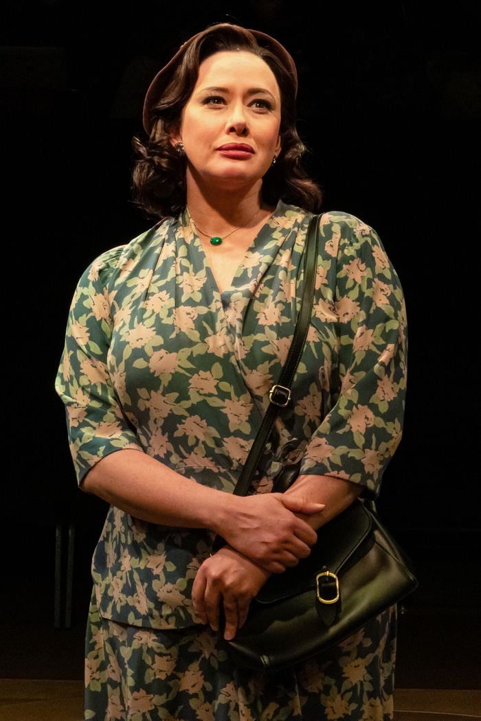 Photos: SHE LOVES ME At Long Wharf Theatre  Image