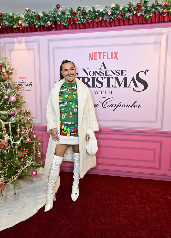 Photos: Sabrina Carpenter & More at New York Screening of A NONSENSE CHRISTMAS Special  Image