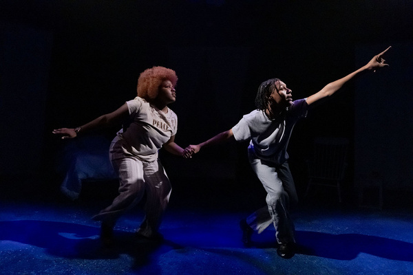 Photos: First Look At PETER/WENDY At Dobama Theatre Image