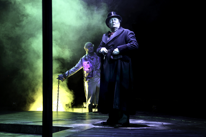Photos: A CHRISTMAS CAROL At North Shore Music Theatre Image
