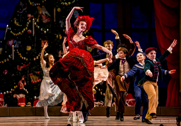 Review: Holiday Favorite THE NUTCRACKER at The Academy Of Music Image