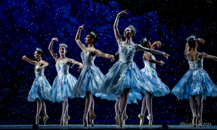 Review: Holiday Favorite THE NUTCRACKER at The Academy Of Music Image