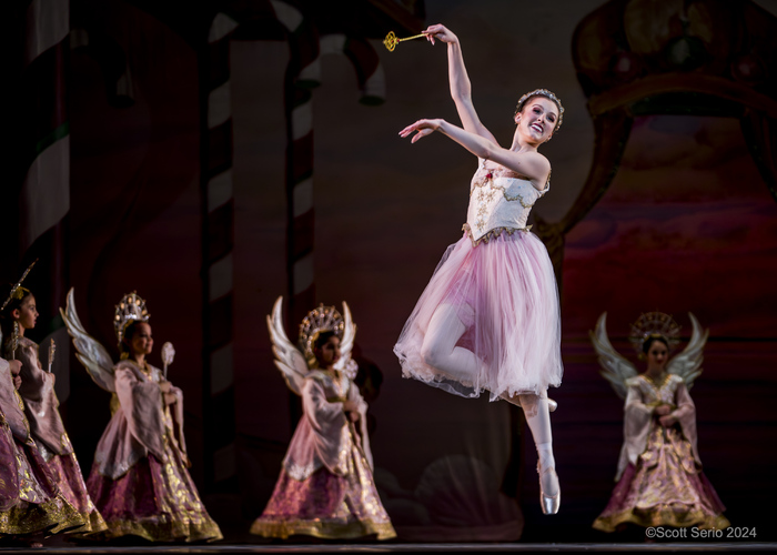 Review: Holiday Favorite THE NUTCRACKER at The Academy Of Music Image
