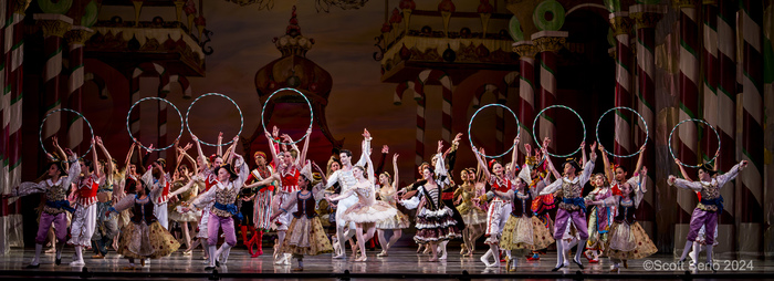 Review: Holiday Favorite THE NUTCRACKER at The Academy Of Music Image