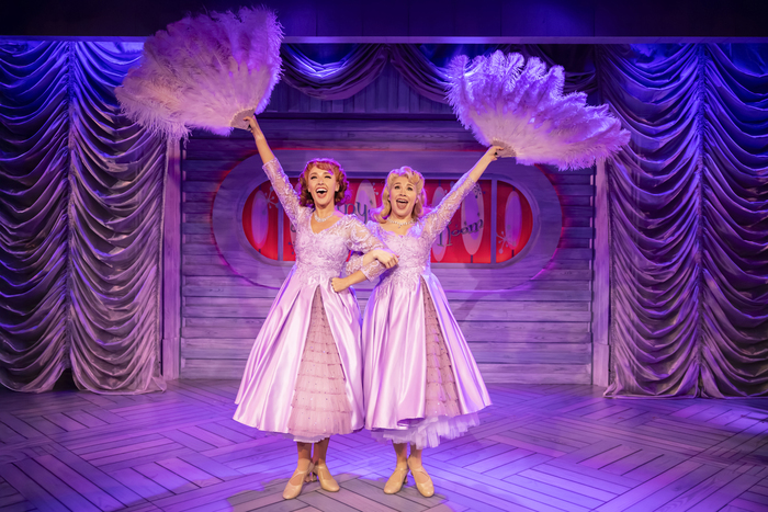 Review: WHITE CHRISTMAS, The Mill At Sonning Image