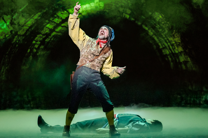 Photos: All New Photos From LES MISERABLES North American Tour  Image