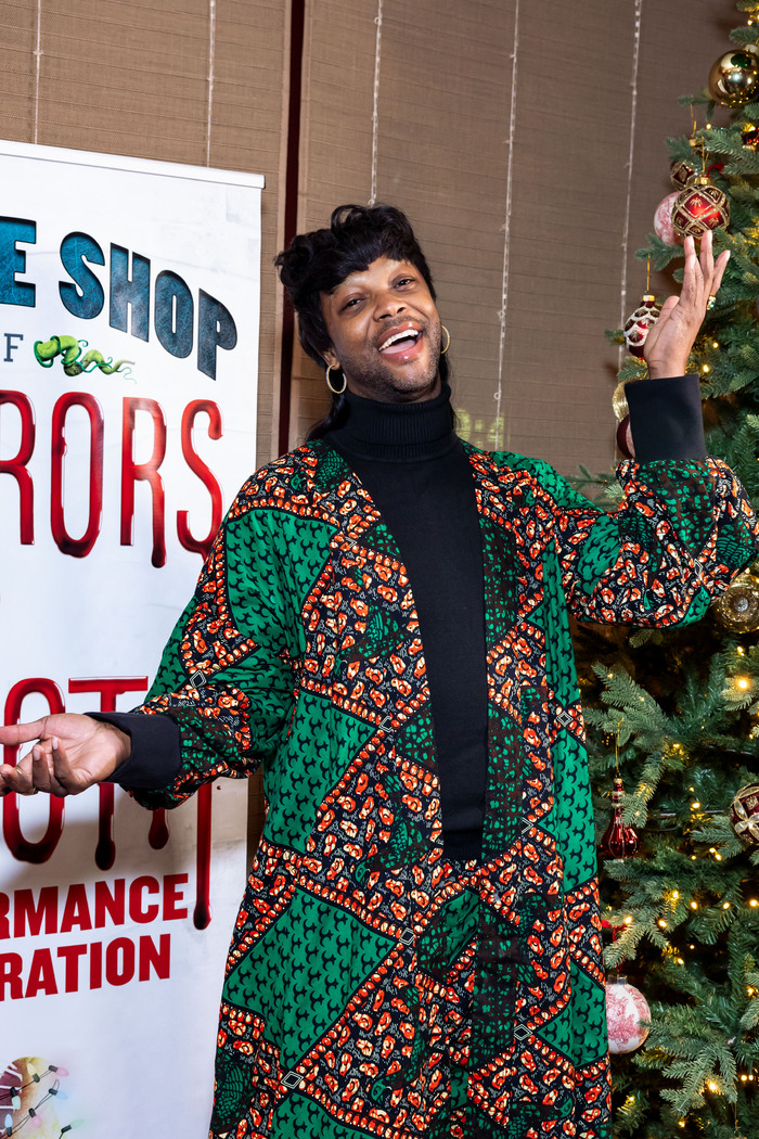 Photos: LITTLE SHOP OF HORRORS Celebrates 1500 Performances  Image