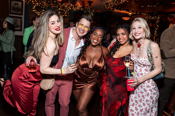 Photos: LITTLE SHOP OF HORRORS Celebrates 1500 Performances  Image