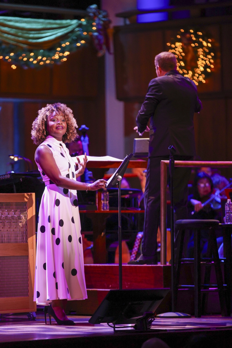 Review: A HOLIDAY POPS! WITH JESSICA VOSK AND THE NATIONAL SYMPHONY ORCHESTRA at Kennedy Center Image