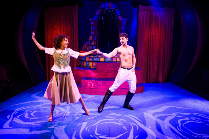 Photos: CINDERELLA At King's Head Theatre  Image