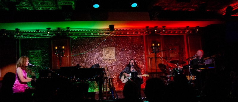 Review: Sublime and Special SPENDING CHRISTMAS WITH ALICIA WITT Plays 54 Below Image