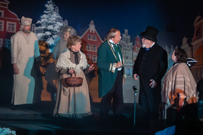 Photos: Inside Dublin Presbyterian Church’s A CHRISTMAS CAROL IN BETHLEHEM  Image