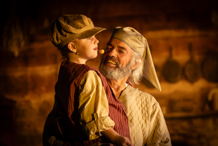 Photos: Inside Dublin Presbyterian Church’s A CHRISTMAS CAROL IN BETHLEHEM  Image