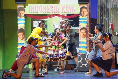 Review: MUSIKAL DANGDUT: KUKEJAR KAU SAYANG is a Jubilant Union of Dangdut and Musical Theater  Image