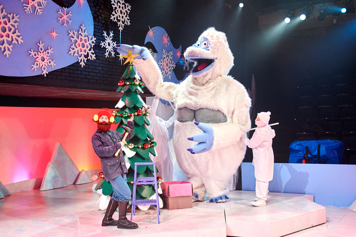 Photos: RUDOLPH THE RED-NOSED REINDEER: THE MUSICAL at Marcus Performing Arts Image