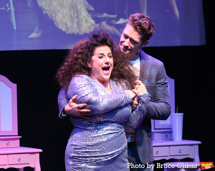 Marissa Jaret Winokur and Matthew Morrison  Photo