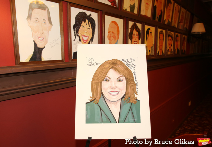 Photos: Marsha Mason Receives Sardi's Caricature Image