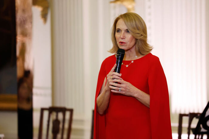 Photos: THE EYES OF THE WORLD at The White House Image