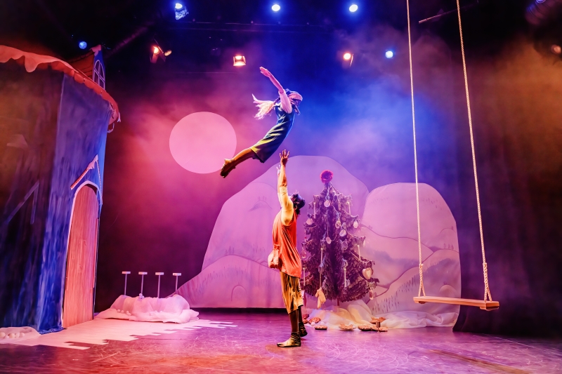 Review: CHRISTMAS COMES TO MOOMINVALLEY, Jacksons Lane  Image