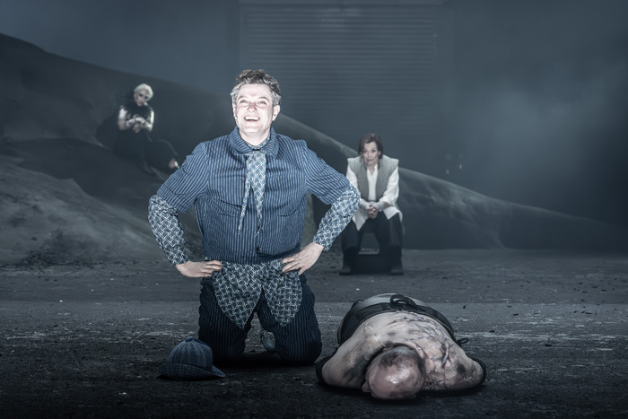Photos: Sigourney Weaver and More in THE TEMPEST Image
