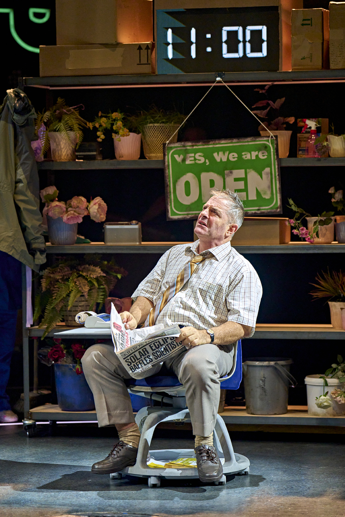 Photos: LITTLE SHOP OF HORRORS at the Crucible Theatre, Sheffield Image