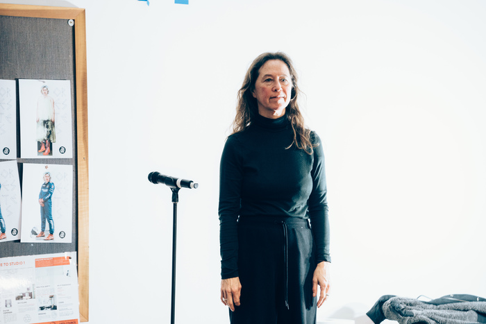 Photos: Brie Larson, Stockard Channing, and More in ELEKTRA Image