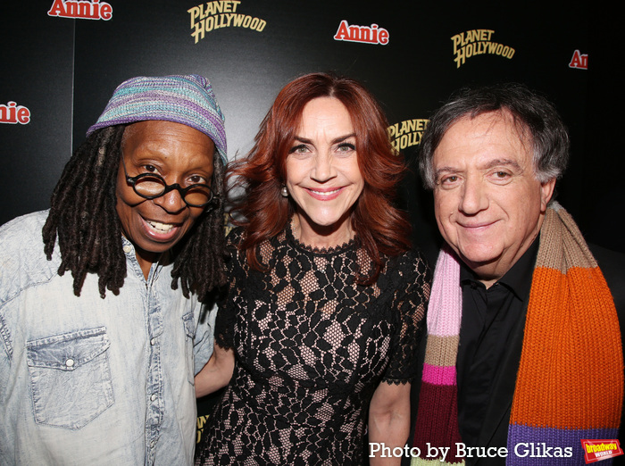 Photos: Whoopi Goldberg & ANNIE Cast Celebrate at Planet Hollywood NYC  Image