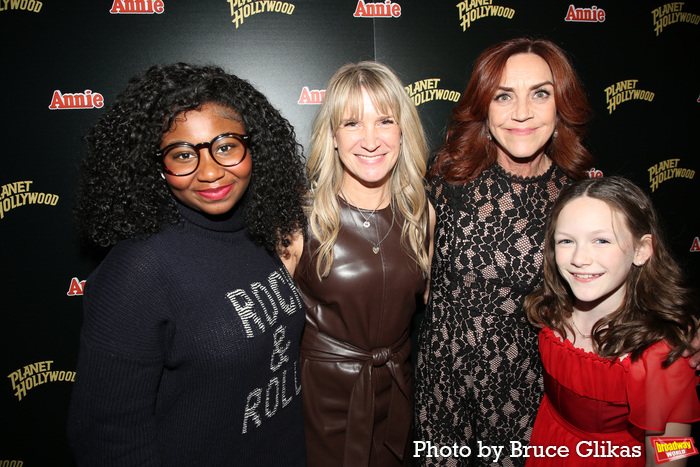 Photos: Whoopi Goldberg & ANNIE Cast Celebrate at Planet Hollywood NYC  Image