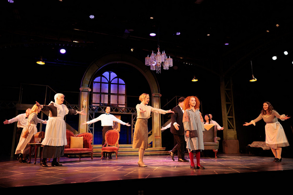 Photos: First Look At ANNIE At The Encore Musical Theatre Company  Image