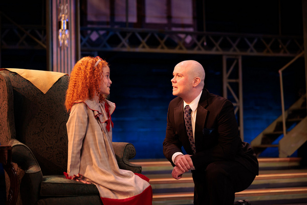 Photos: First Look At ANNIE At The Encore Musical Theatre Company Image