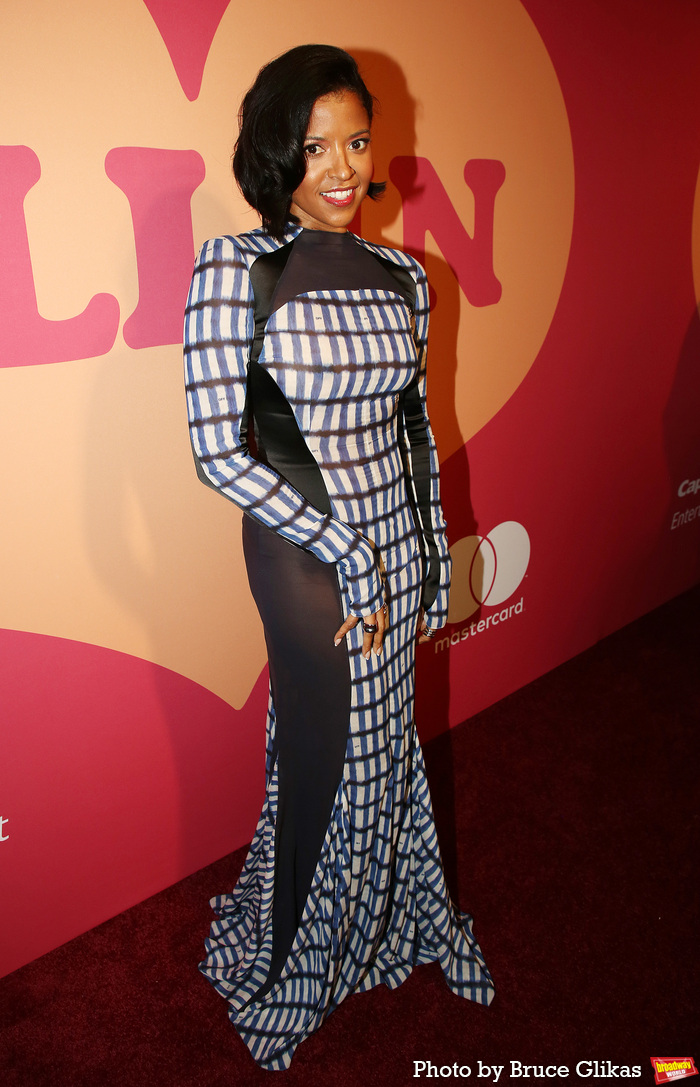 Photos: ALL IN: COMEDY ABOUT LOVE Cast Walks the Red Carpet at Gala Night Image