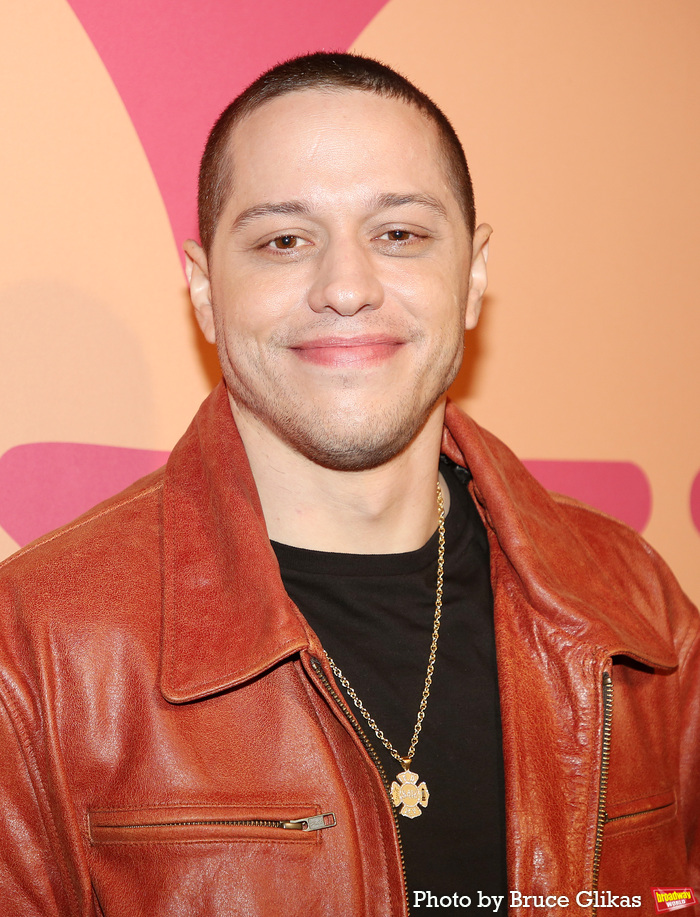 Photos: On the Red Carpet at ALL IN: COMEDY ABOUT LOVE Gala Night Image