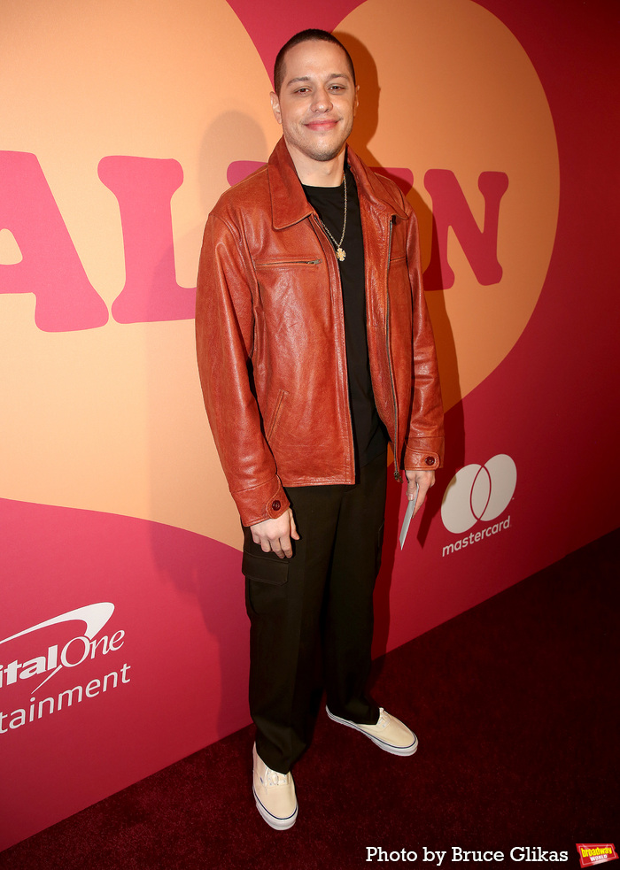 Photos: On the Red Carpet at ALL IN: COMEDY ABOUT LOVE Gala Night  Image