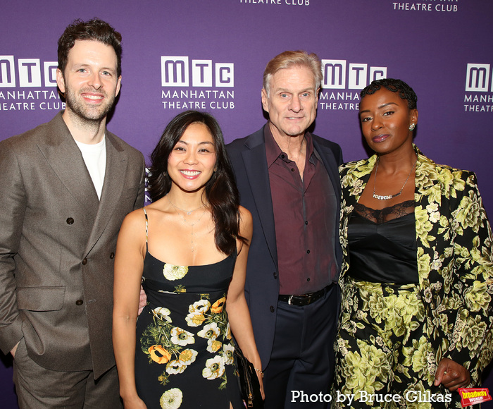 Photos: On the Red Carpet at EUREKA DAY Opening Night Image