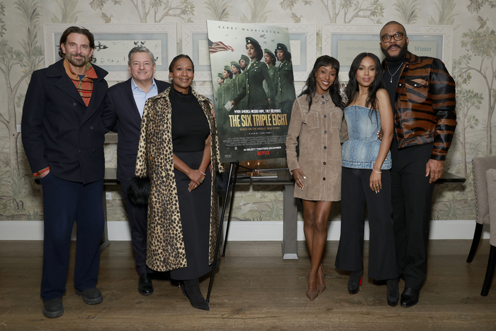 Bradley Cooper, Ted Sarandos, Nicole Avant, Ebony Obsidian, Kerry Washington and Tyle Photo