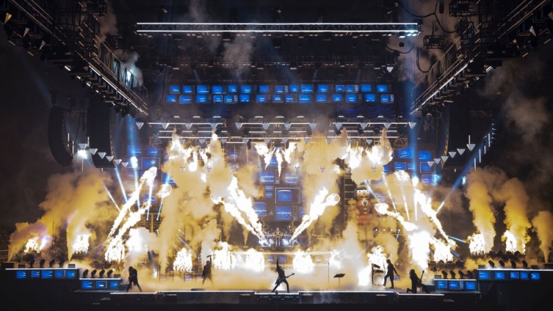 Review: TRANS-SIBERIAN ORCHESTRA at Simmons Bank Arena  Image