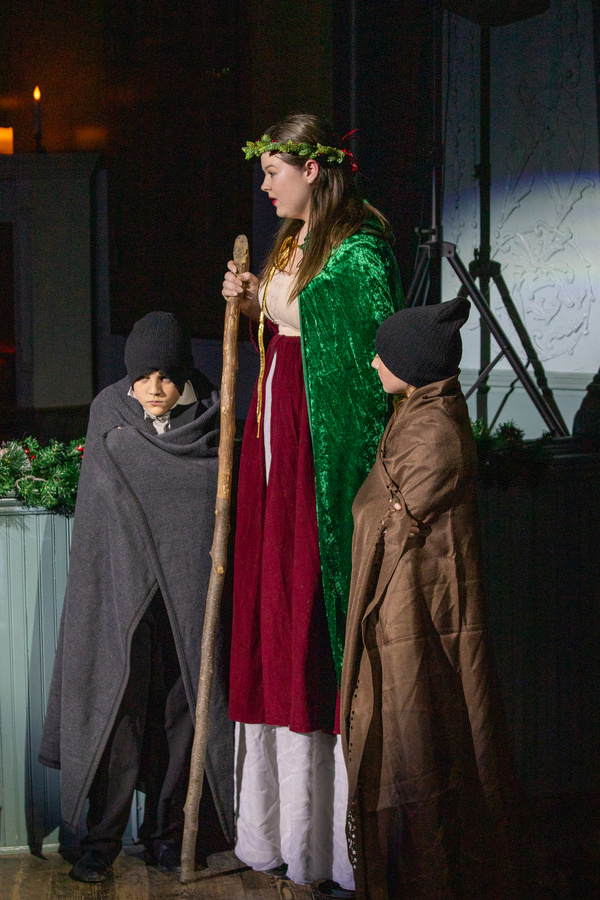 Photos: A CHRISTMAS CAROL at Victoria Players Children’s Theater Image