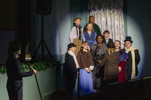 Photos: A CHRISTMAS CAROL at Victoria Players Children’s Theater Image