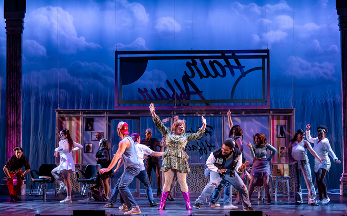 Photos: LEGALLY BLONDE: THE MUSICAL At Music Theater Works  Image