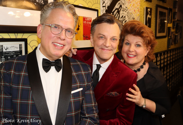 Review: A SWINGING BIRDLAND CHRISTMAS at Birdland Is Holiday Glee Galore  Image