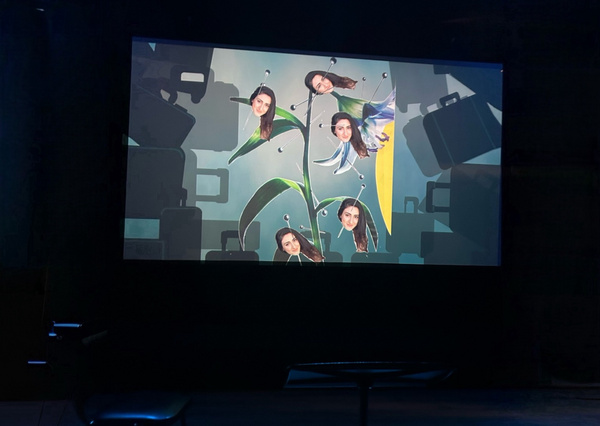 Photos: BAGGAGE AT THE DOOR En Español at The Chain Studio Theater Image
