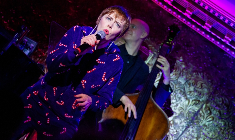 Review: Carole J. Bufford Brings The Jolly To 54 Below With YULETIDE CAROLE  Image