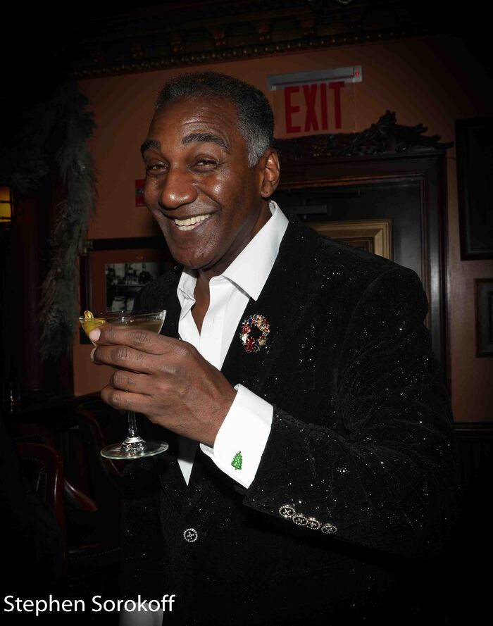 Feature: Norm Lewis Wrapped Up the Holiday Season with 7 Sold-Out Shows at 54  Image