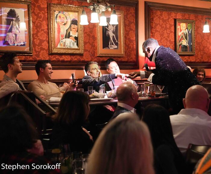 Feature: Norm Lewis Wrapped Up the Holiday Season with 7 Sold-Out Shows at 54 Image