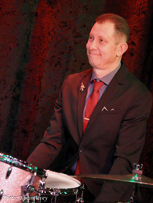 Photos: Inside the 15th A SWINGING BIRDLAND CHRISTMAS Image