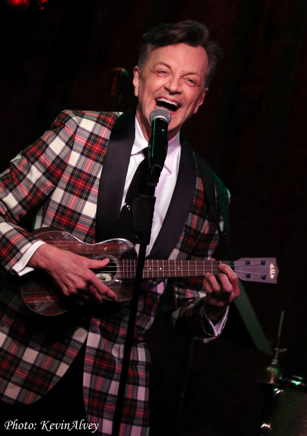Photos: Inside the 15th A SWINGING BIRDLAND CHRISTMAS Image