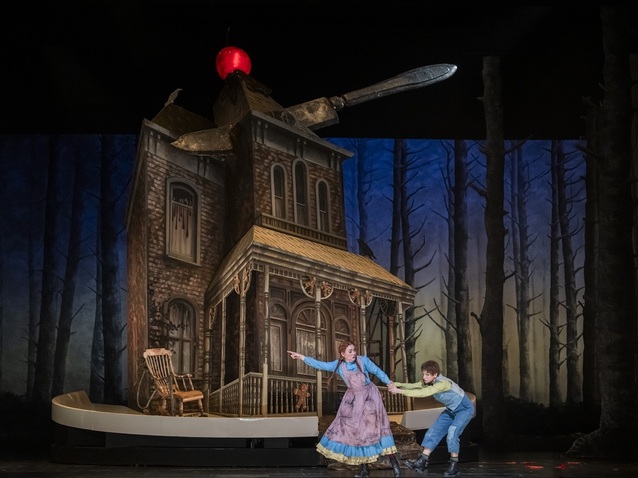 Review: HANSEL AND GRETEL, Royal Ballet and Opera  Image