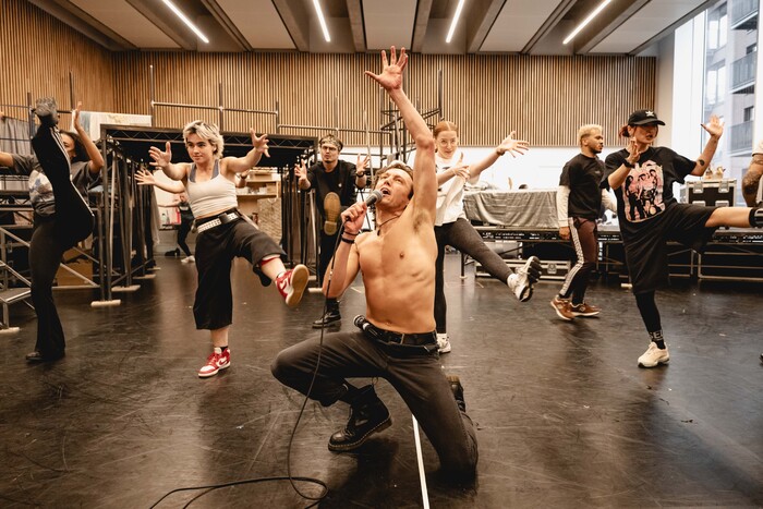 Photos: BAT OUT OF HELL - THE MUSICAL UK Tour in Rehearsal Image