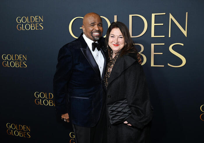 Photos: Viola Davis & Ted Danson Honored with Special Golden Globe Awards  Image