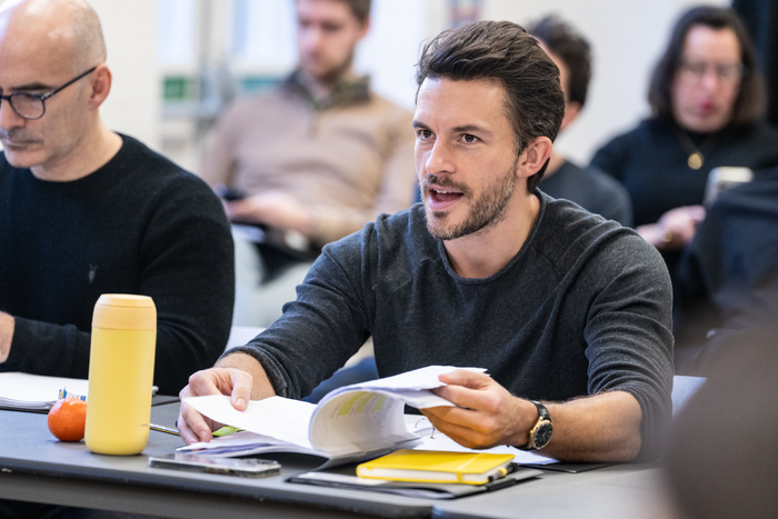 Photos/Video: Jonathan Bailey and More in Rehearsal For RICHARD II  Image